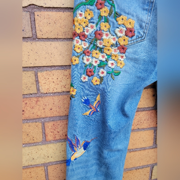 Free People Floral Embroidered Jeans (Size 25) - Picture 3 of 8